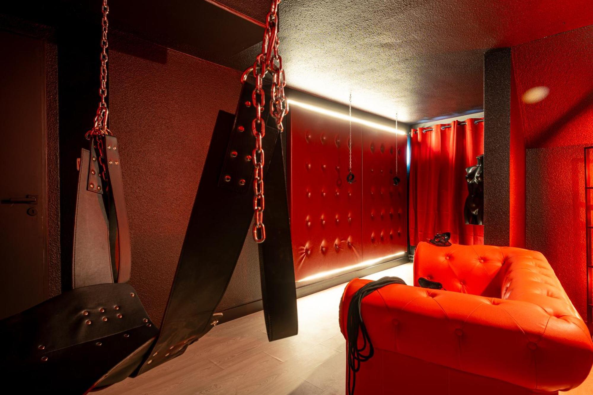 Apartamento Cocon Sensuel - 50 Nuances - Les Cocons De Nath Montbéliard Exterior foto